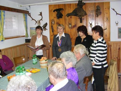 Setkání  důchodců jubilantů 19.11.2011