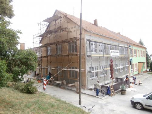 Rekonstrukce  fasád KD  Lodhéřov 